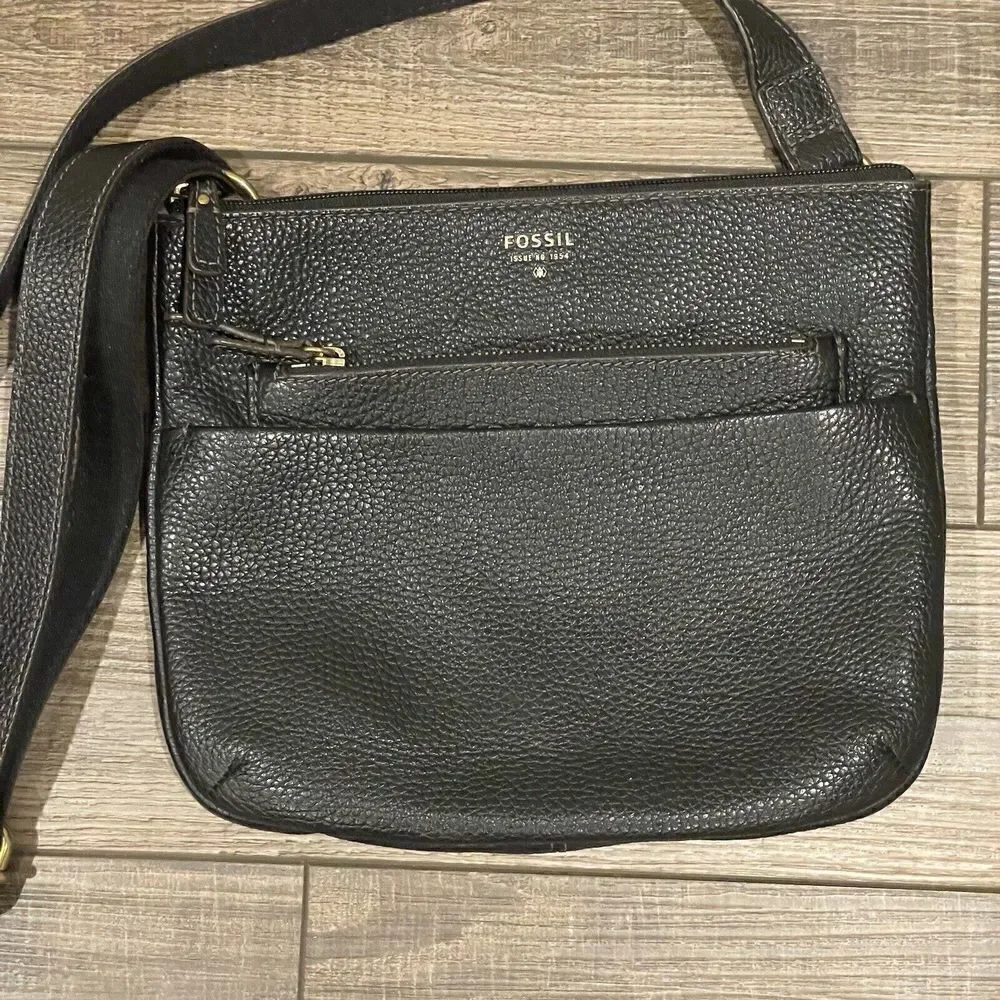 Fossil vintage black